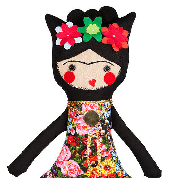Muñeca Frida - Ivanna & Pau - Juguetes, material didactico y productos para niños y el bienestar familiar